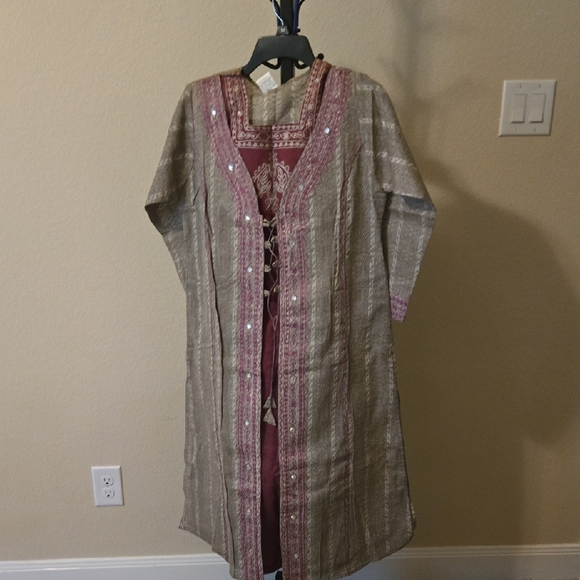 Elegant Pink and Gray Women's Kurta - Picture 1 of 3